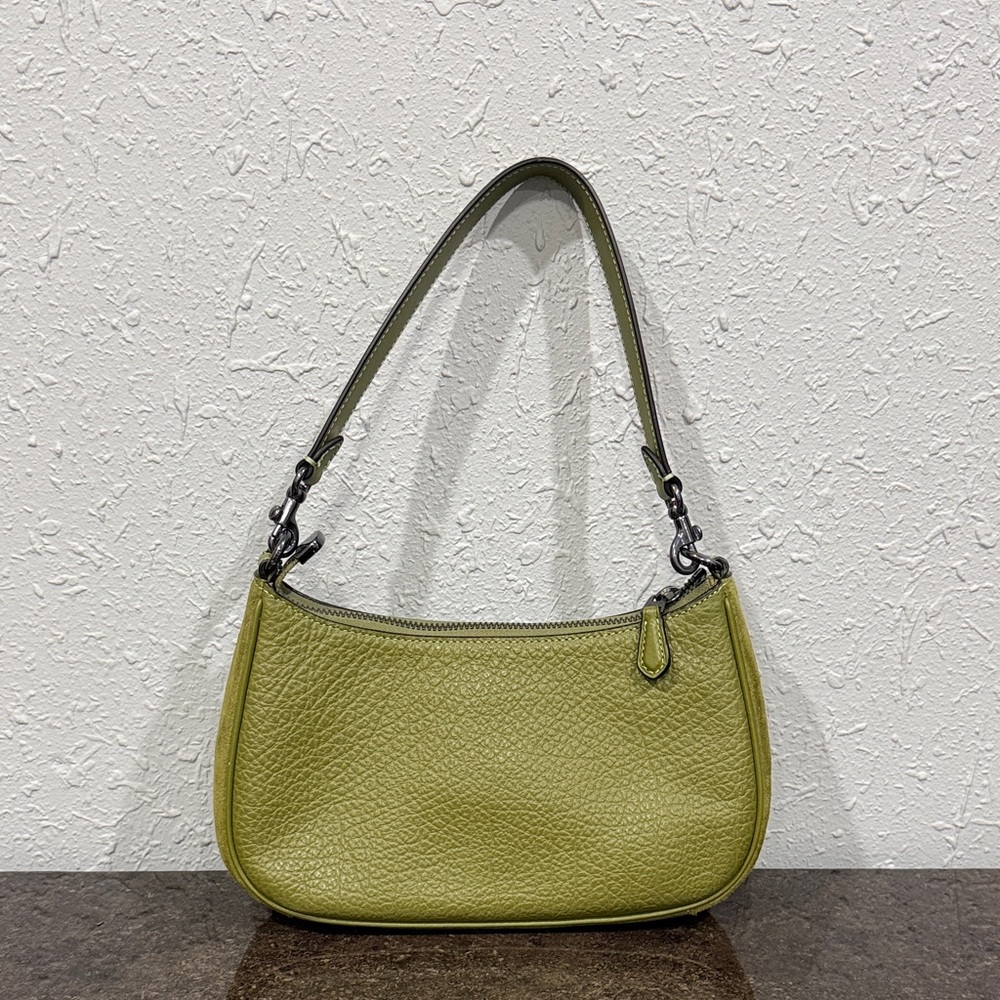 Coach Teri Olive Green Hobo Shoulder Crossbody Bag Like New CJ517 - Picture 4 of 16